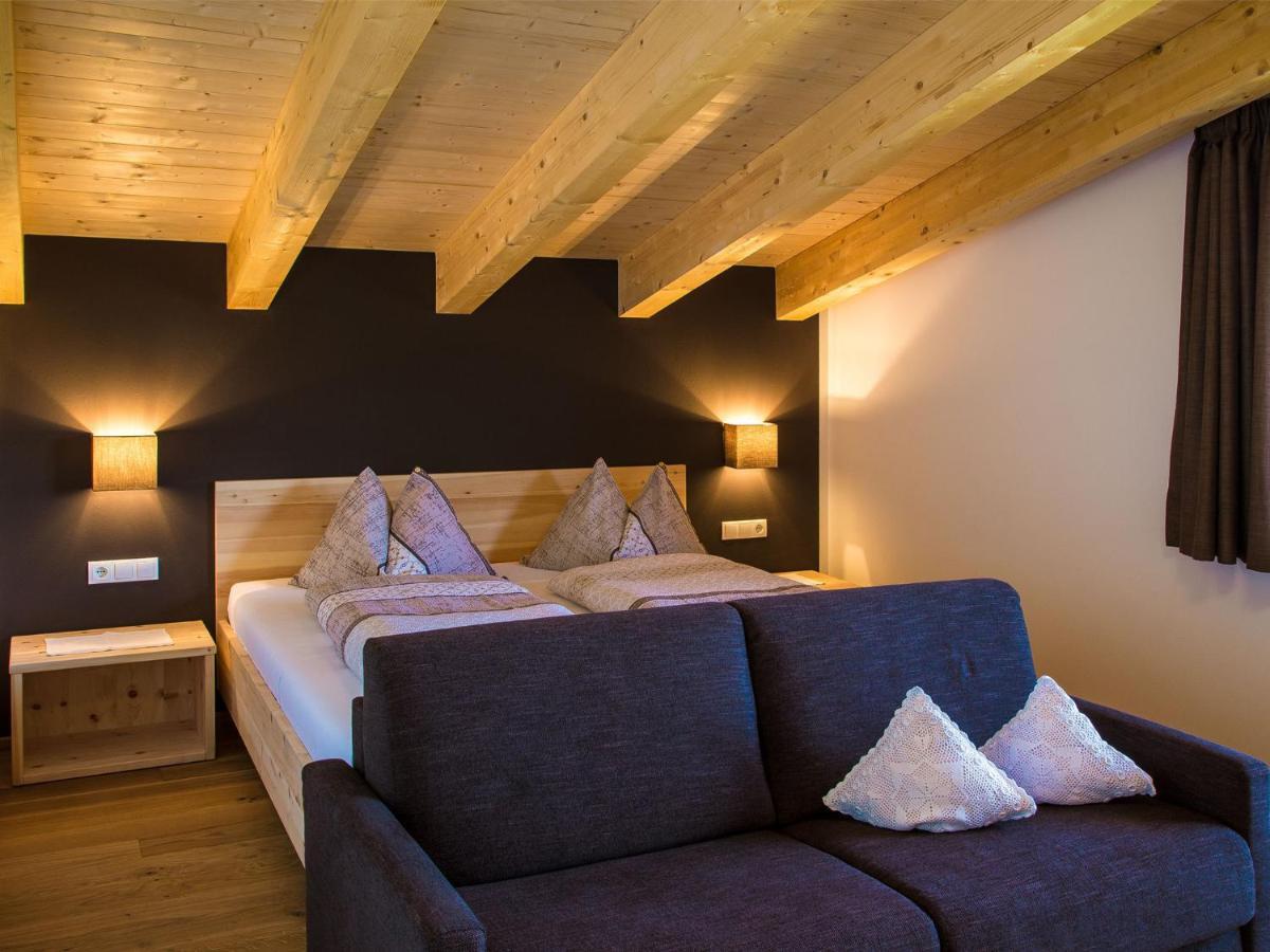 Naturhotel Edelweiss Terenten Kamer foto